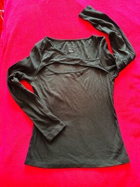 A New Day Women’s Black Long Sleeve Cutout Top